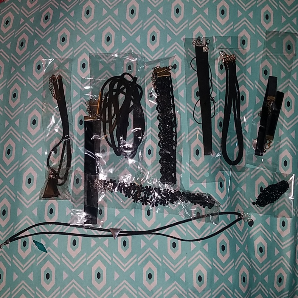 10 womens chokers